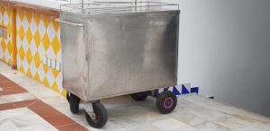 The Benefits of Customized Small Containers for Your Business