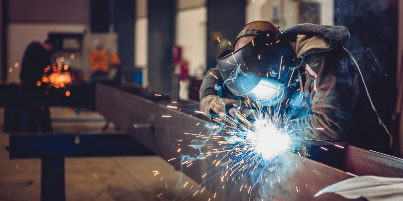 Custom Steel Fabrication: Four Tips to Reduce Costs