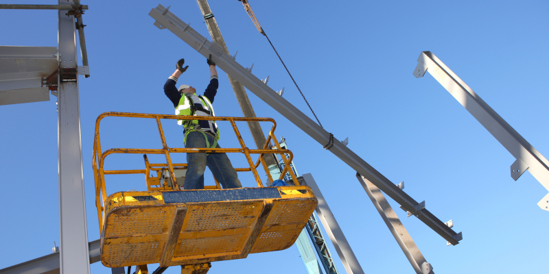 4 Reasons to Choose Our Experienced Steel Erection Services Team