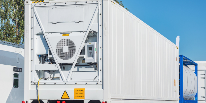 What You Need to Know About Environmental Roll-Off Containers 